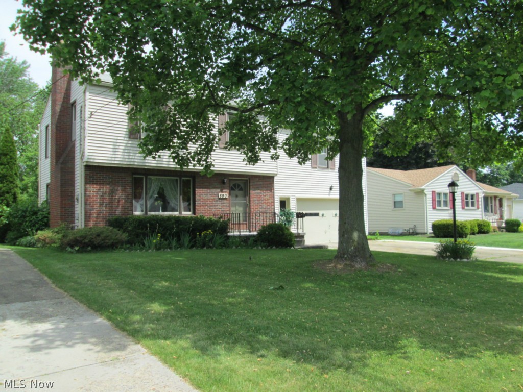 applewood acres - Residential