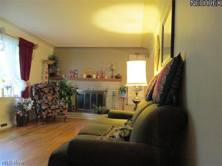 applewood acres - Residential