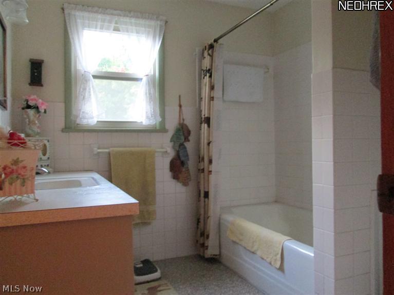 applewood acres - Residential