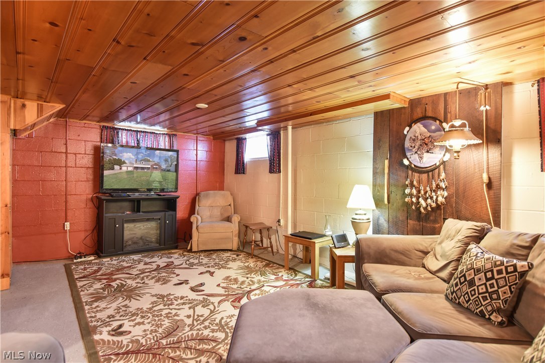 New England Lanes 05 - Residential