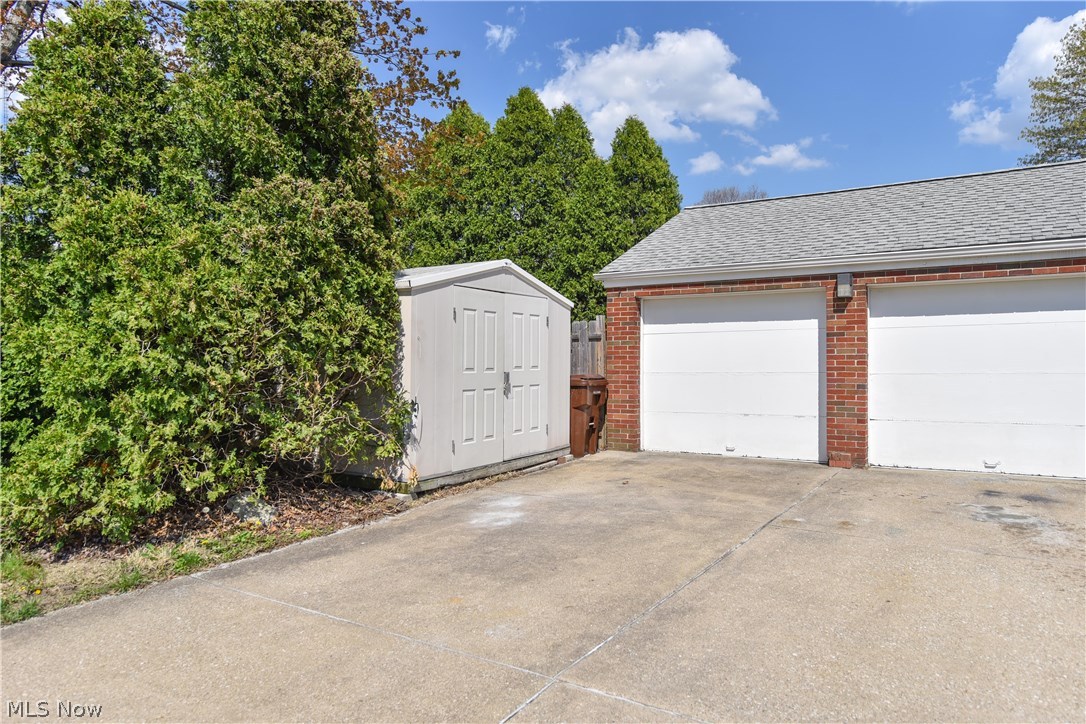 New England Lanes 05 - Residential