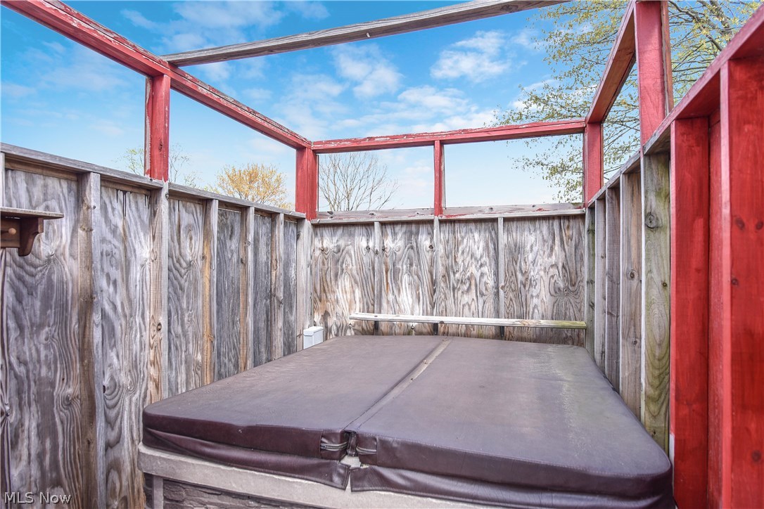 New England Lanes 05 - Residential