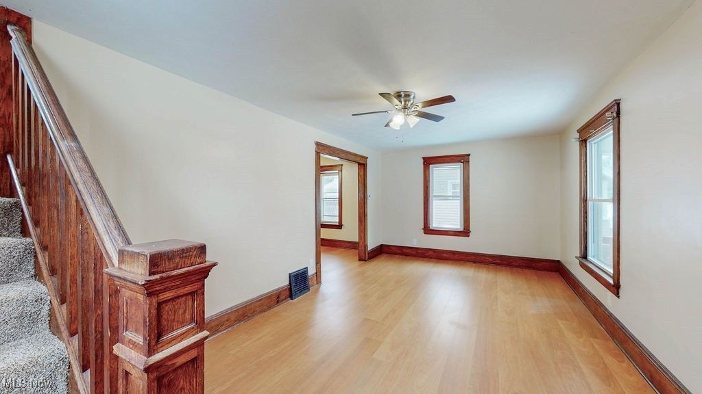 Photo of 941 Hunt Street, Akron, OH 44306 (MLS # 5181062)