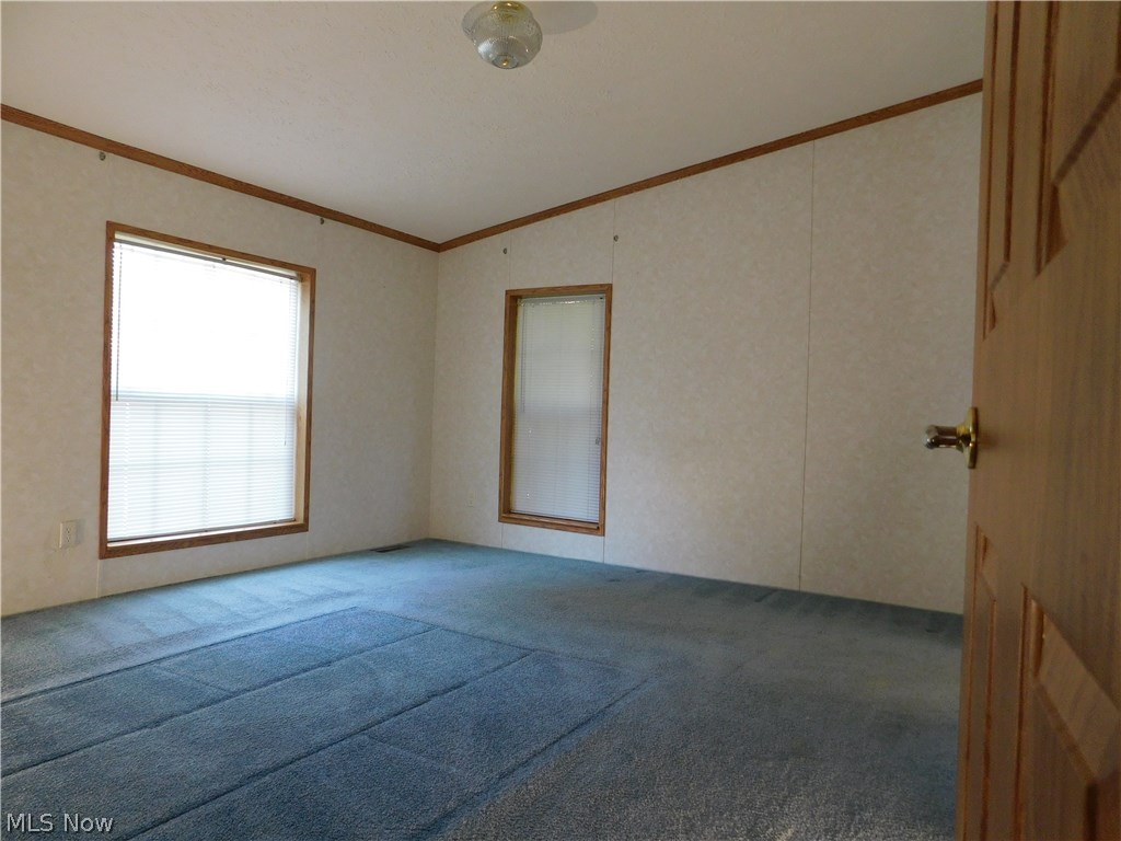 Birchwood Manor - Residential