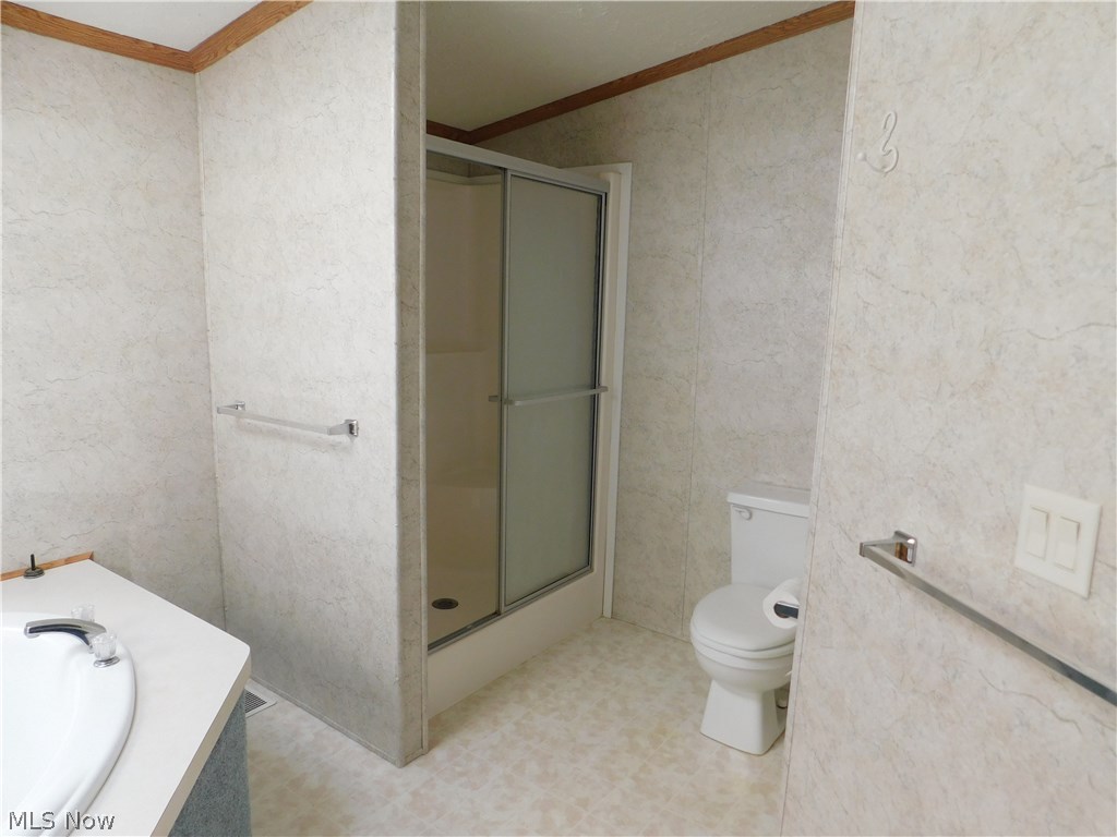 Birchwood Manor - Residential