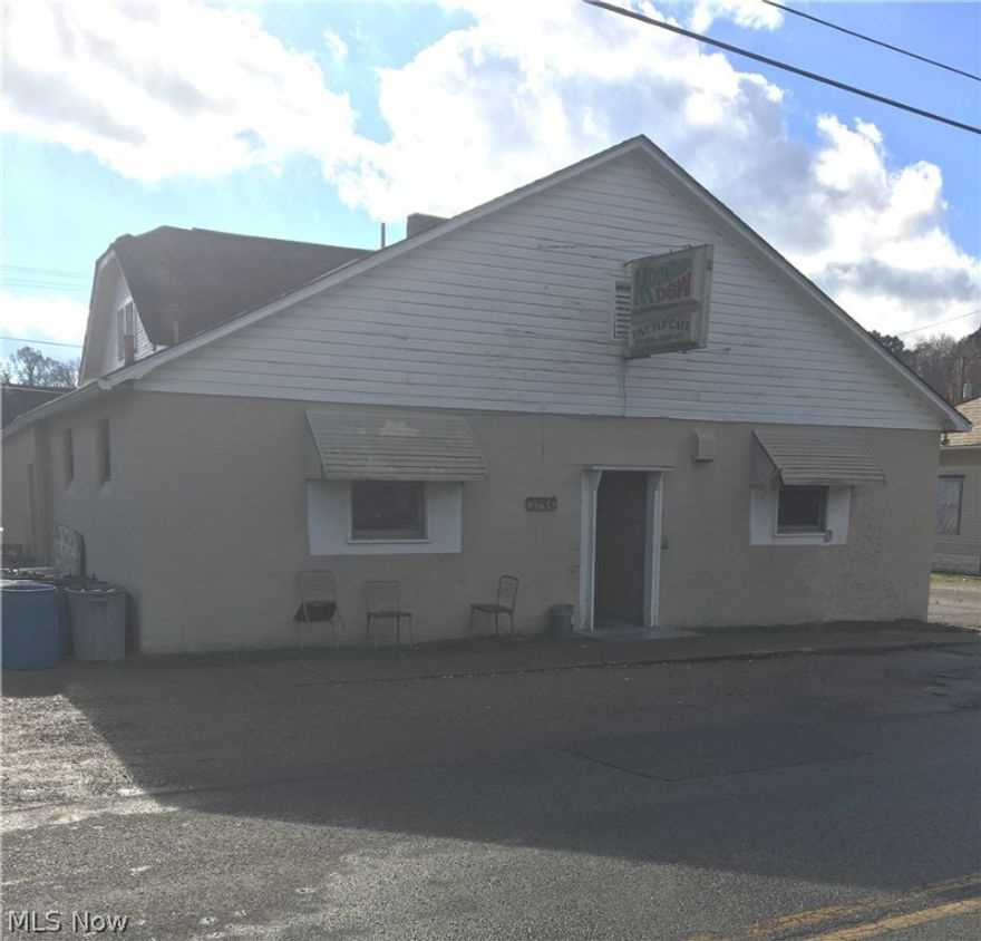 Nice bar across from Brockway Glass, permit D1, D2 and D3.