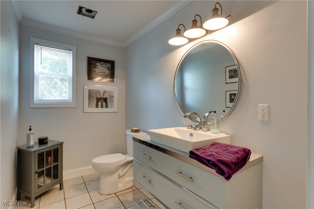 35940 Matoma Boulevard, Eastlake, Ohio image 13