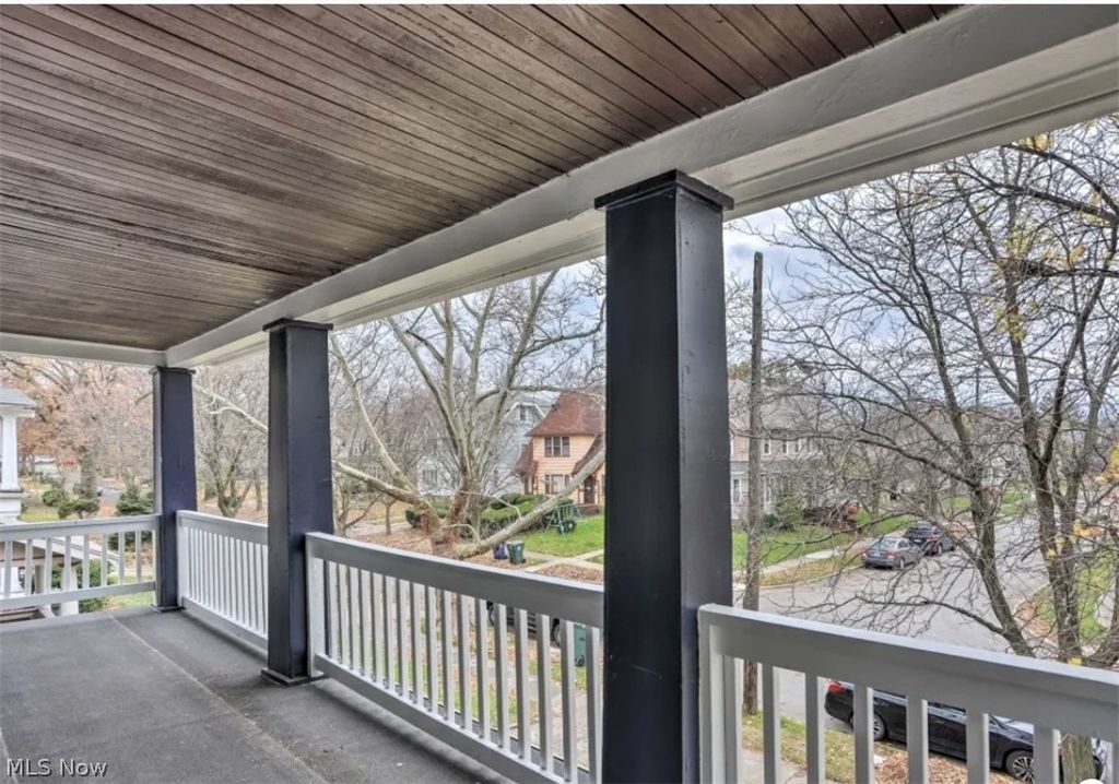 Photo of 1623 Hillcrest Road, Cleveland Heights, OH 44118 (MLS # 5211461)