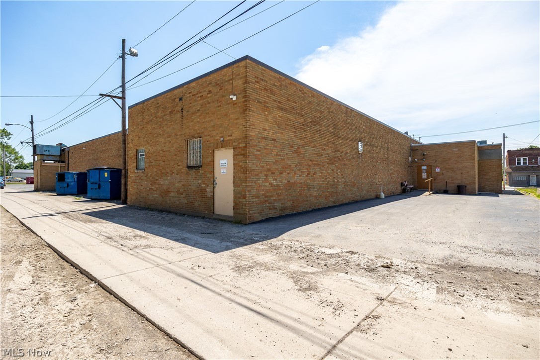 2915 Broadway