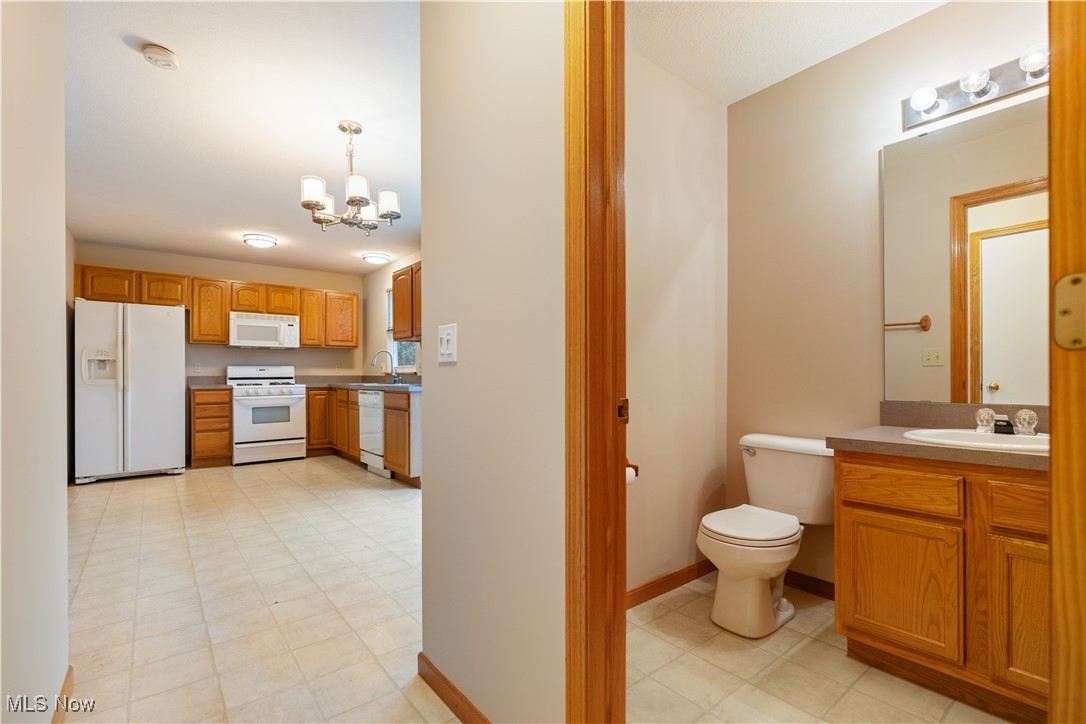 4431 Lockmoor Lane, Brunswick, Ohio image 5