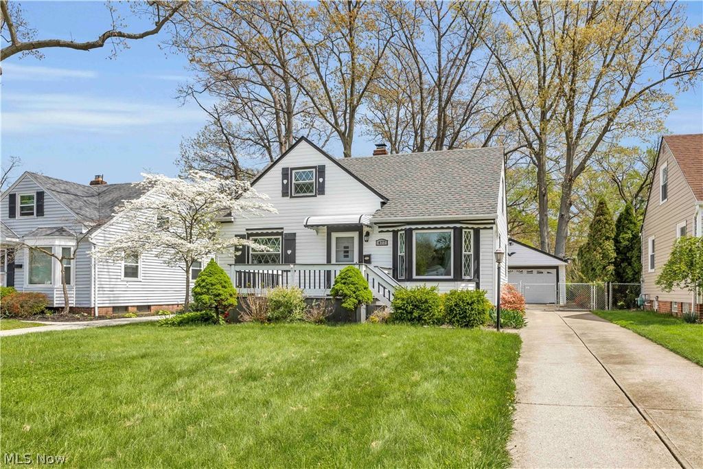 Photo of 477 Huntmere Drive, Bay Village, OH 44140 (MLS # 5203739)