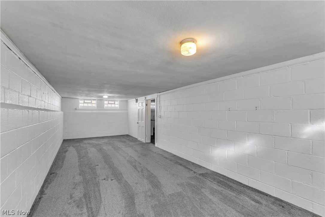 Bay Side Manor - Residential