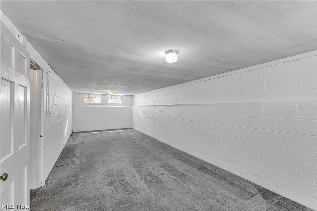 Bay Side Manor - Residential