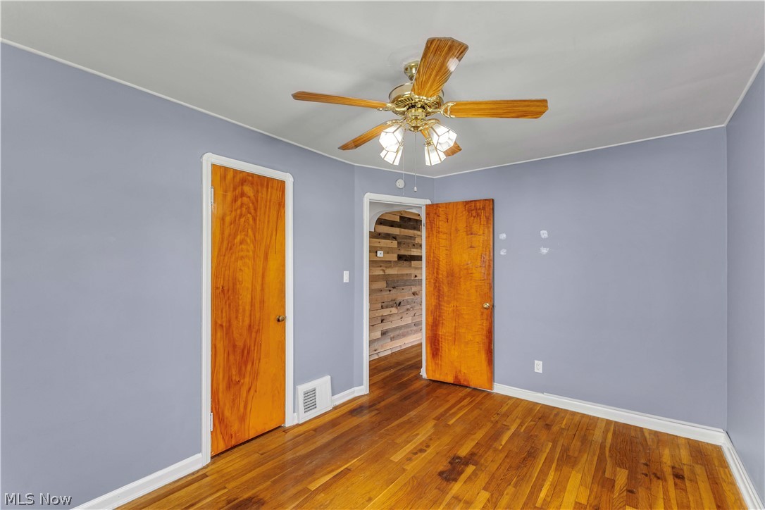 Bay Side Manor - Residential