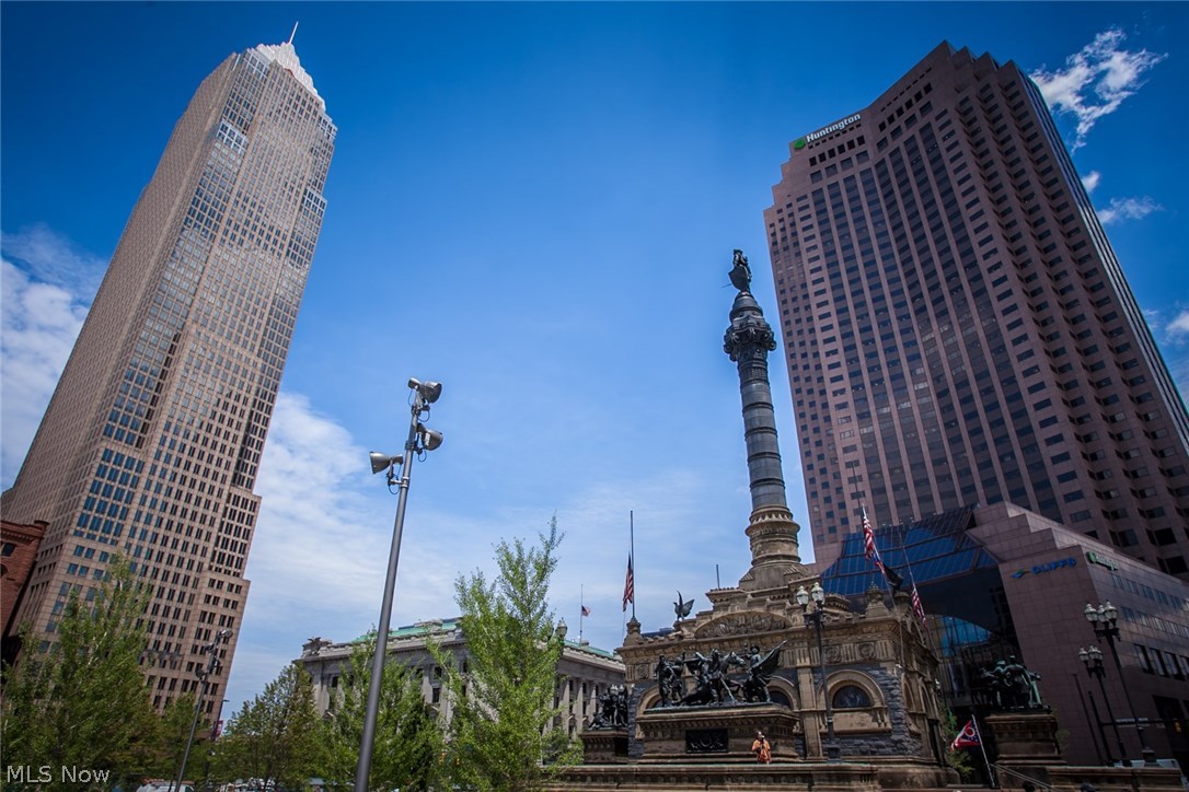 Park Bldg Condos - Residential Lease