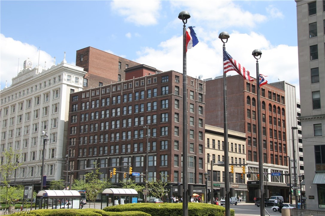 Park Bldg Condos - Residential Lease