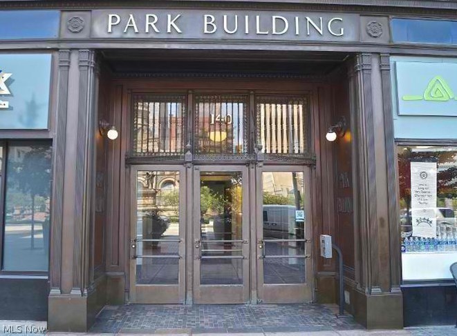 Park Bldg Condos - Residential Lease