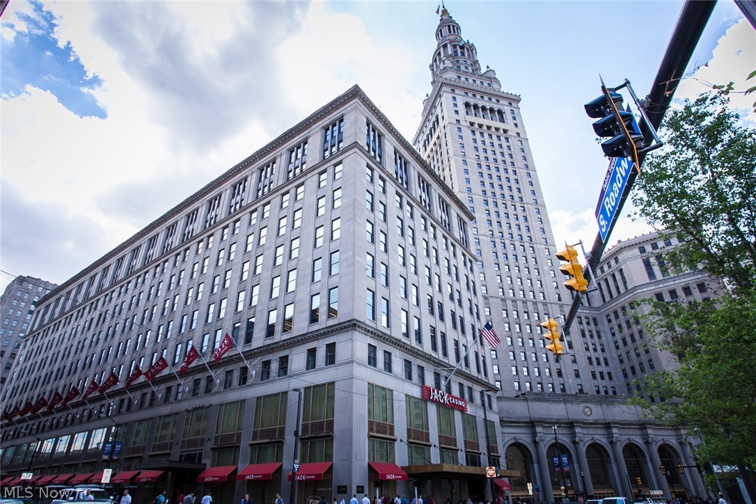 Park Bldg Condos - Residential Lease