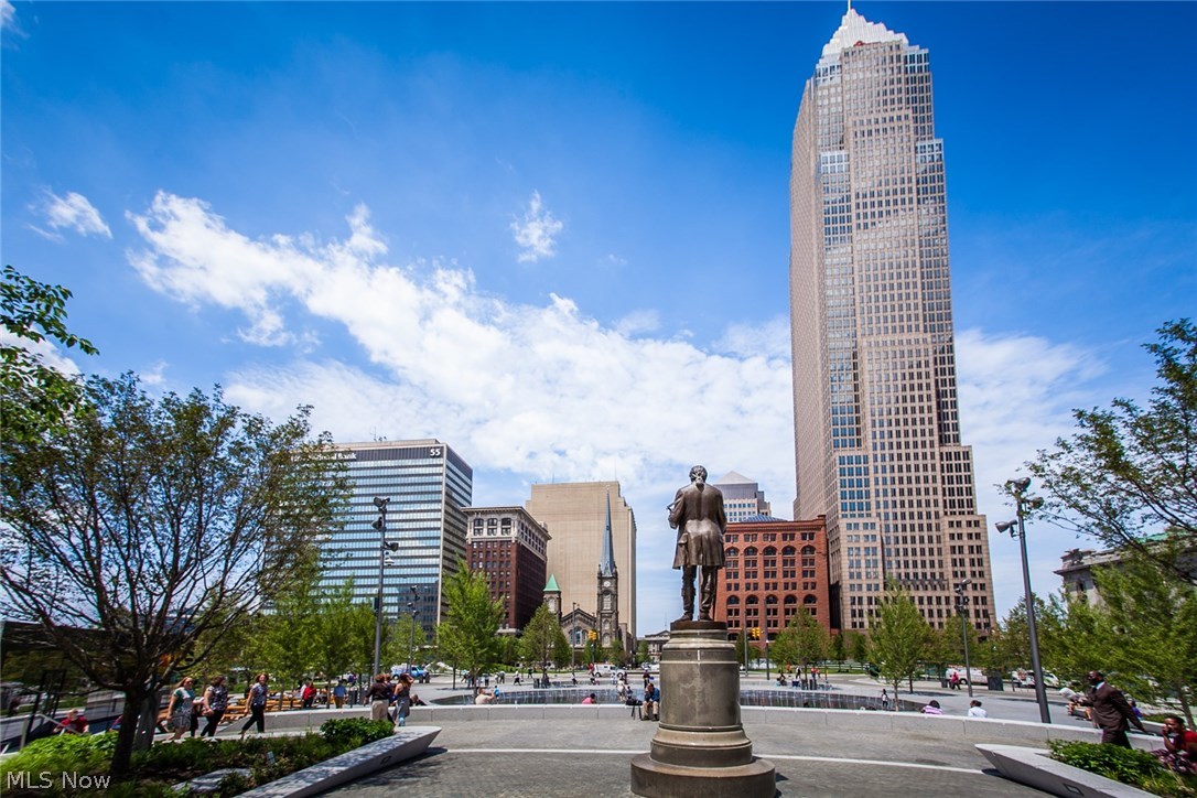 Park Bldg Condos - Residential Lease