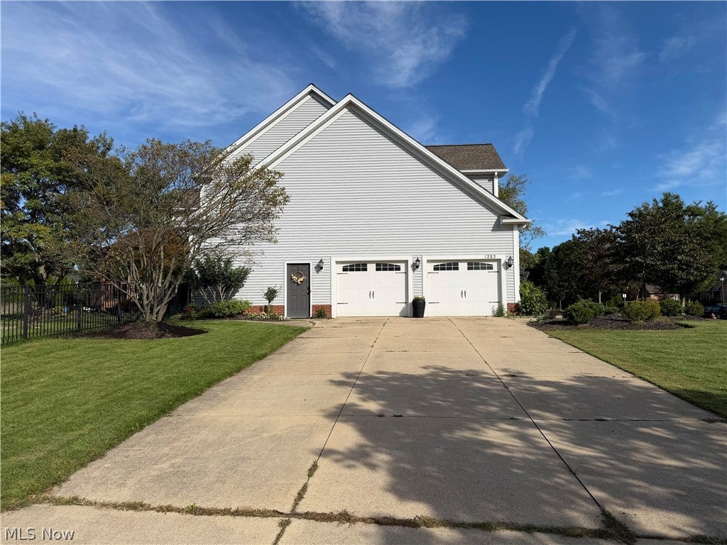 1283 Windward Lane