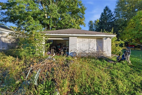 Tiny photo for 429 Lake Shore Boulevard, Painesville, OH 44077 (MLS # 5255011)