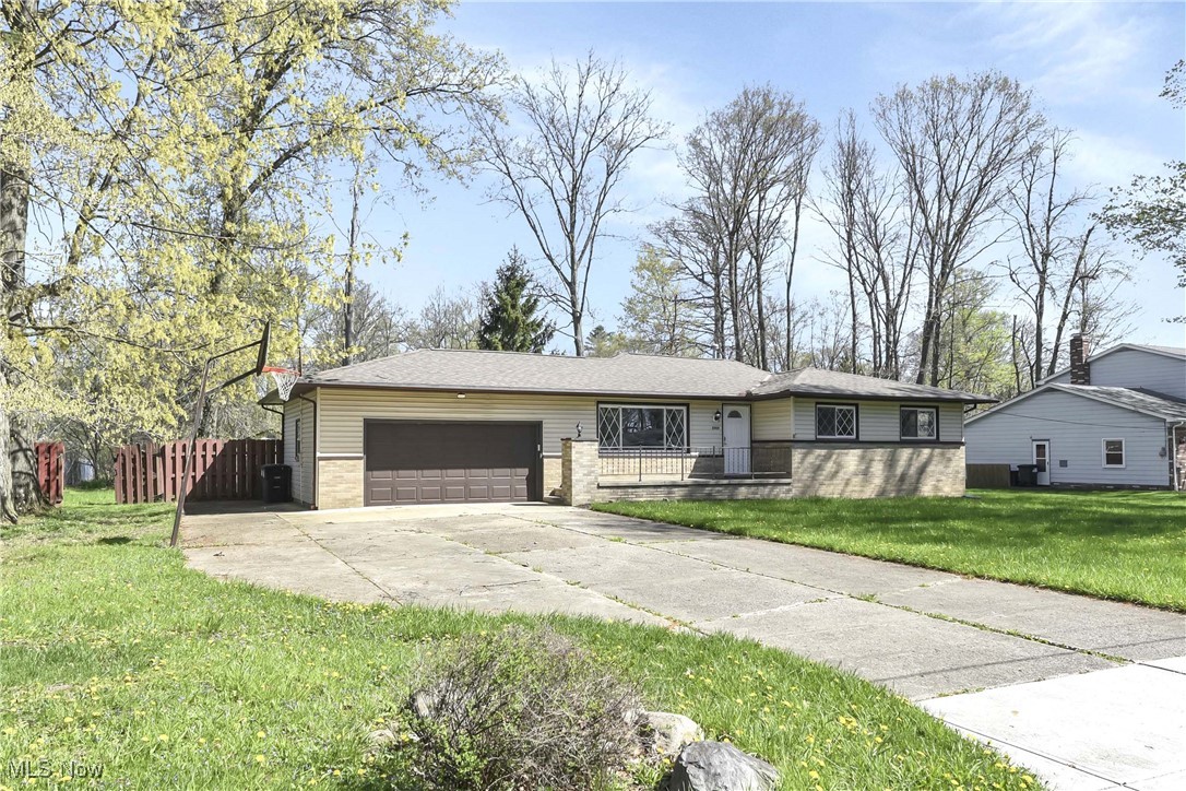 3909 Miller Drive, Brunswick, Ohio image 3