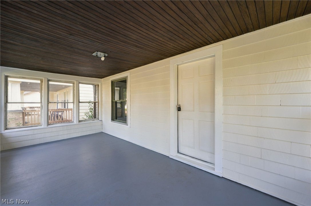 1305 Spring Road