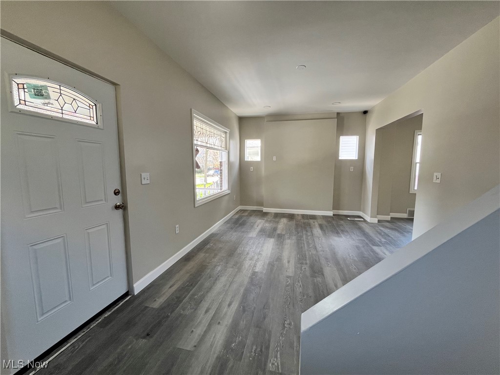 10402 Almira Avenue, Cleveland, Ohio image 3