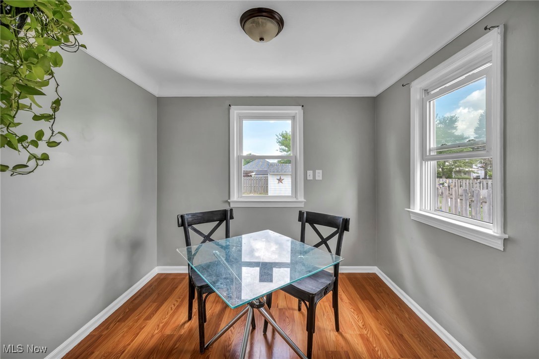 Parma, Ohio 44129, United States, 3 Bedrooms Bedrooms, ,2 BathroomsBathrooms,Residential,Active,204052