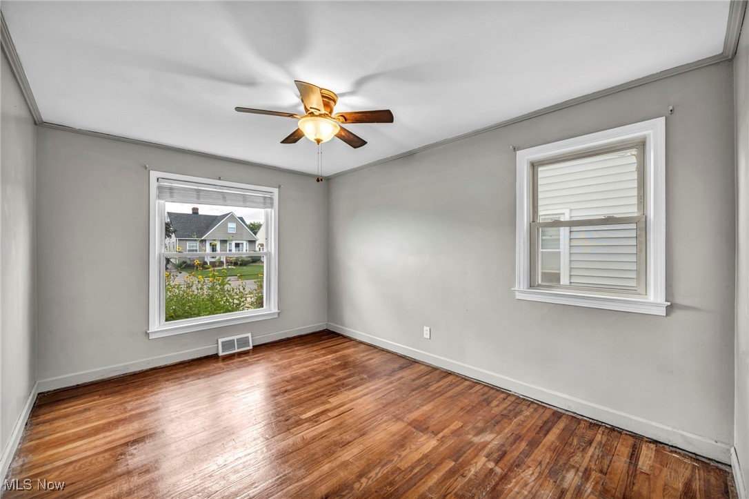 Parma, Ohio 44129, United States, 3 Bedrooms Bedrooms, ,2 BathroomsBathrooms,Residential,Active,204052