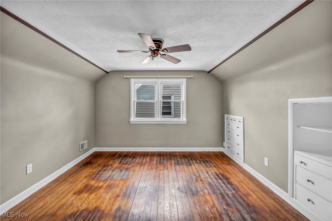 Parma, Ohio 44129, United States, 3 Bedrooms Bedrooms, ,2 BathroomsBathrooms,Residential,Active,204052