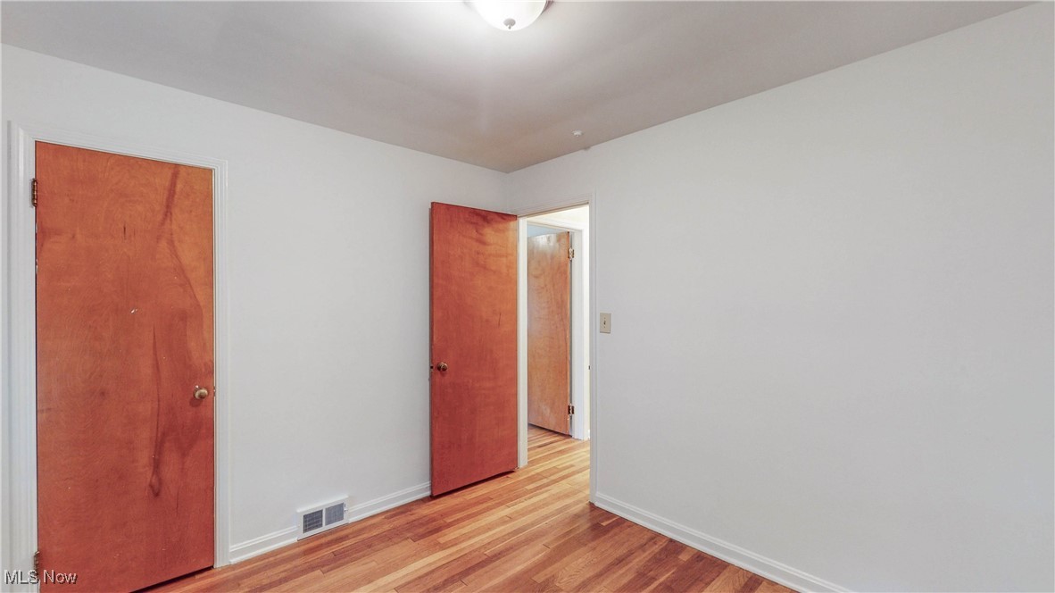 Sunshine Realty Inc 01 - Residential