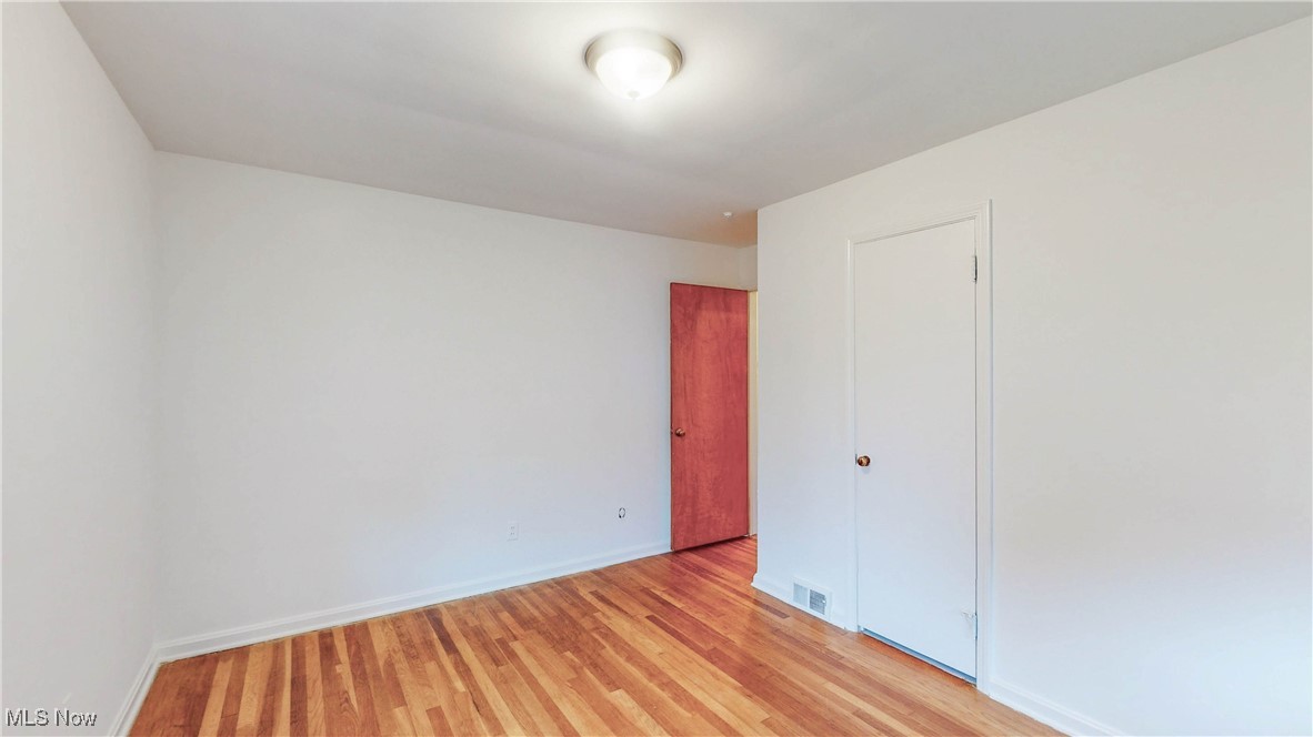 Sunshine Realty Inc 01 - Residential