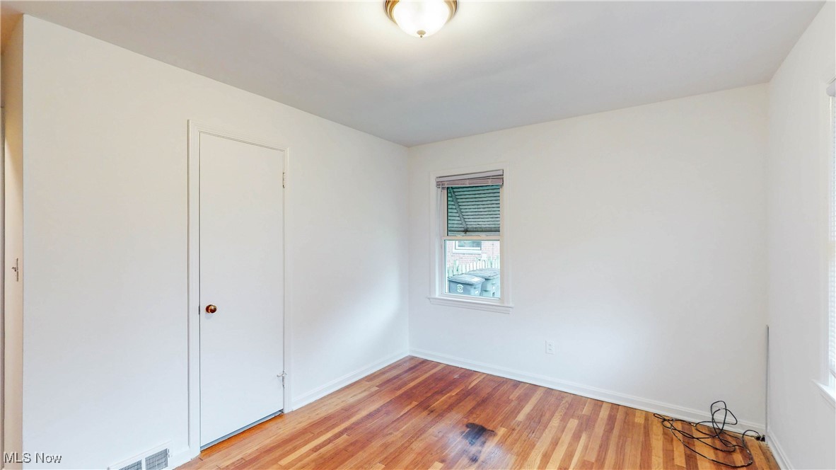 Sunshine Realty Inc 01 - Residential