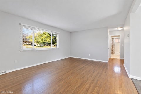 Tiny photo for 7537 Biscayne Boulevard, Parma, OH 44134 (MLS # 5255088)