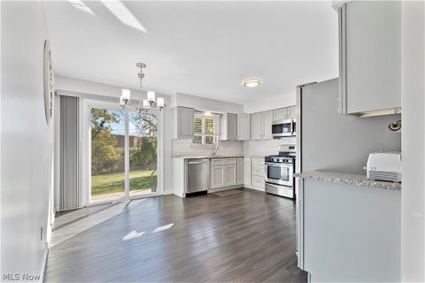 Tiny photo for 7537 Biscayne Boulevard, Parma, OH 44134 (MLS # 5255088)