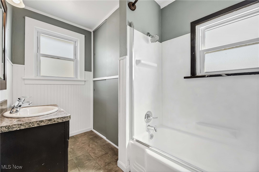 7700 Spring Garden Road, Parma, Ohio image 39