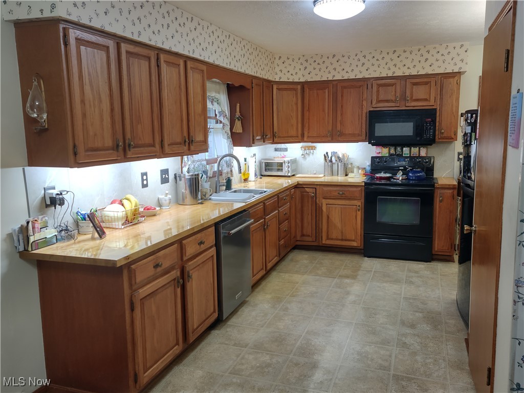 64575 Falcon Lane, Cambridge, Ohio image 12