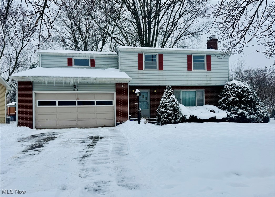 1360 Bellcrest Drive, Akron, Ohio image 9