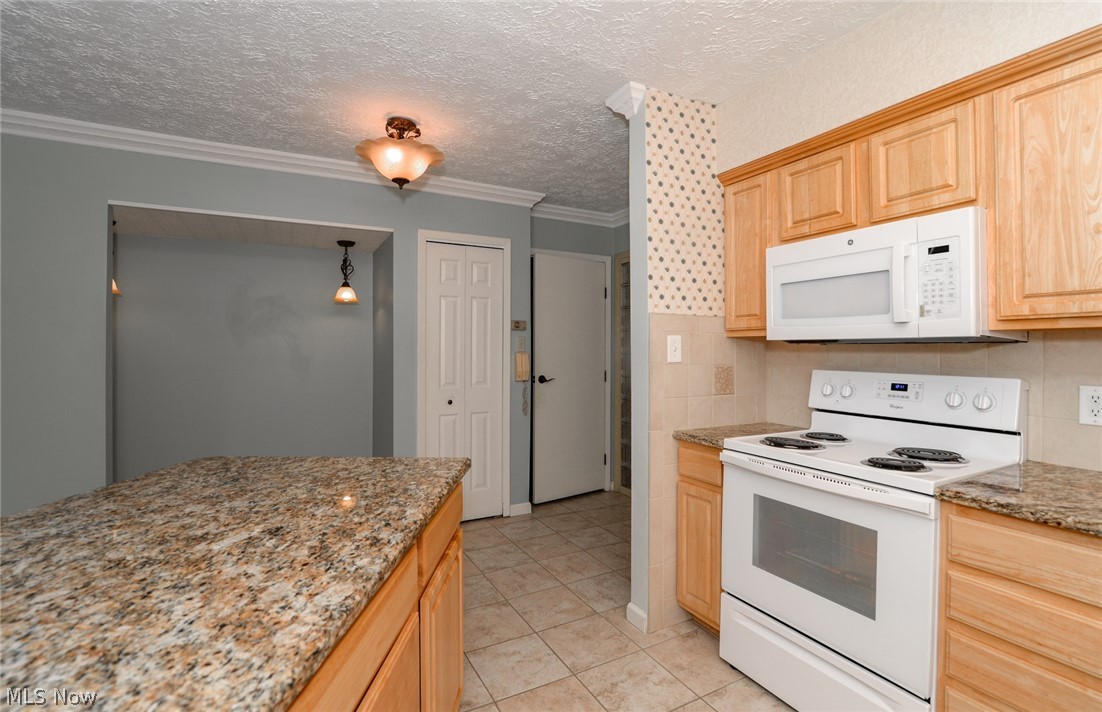 Parkway West Condo - Residential