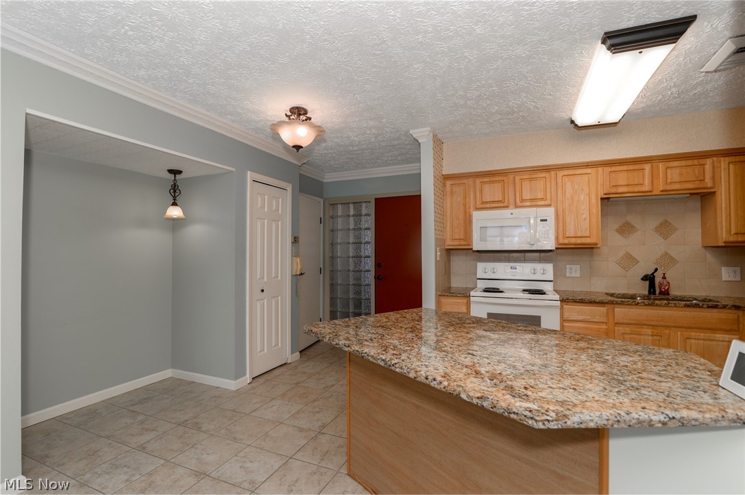 Parkway West Condo - Residential