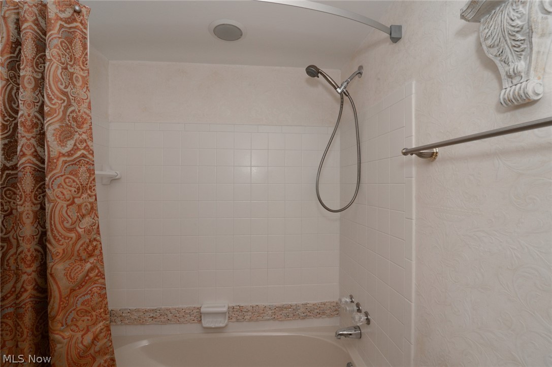 Parkway West Condo - Residential