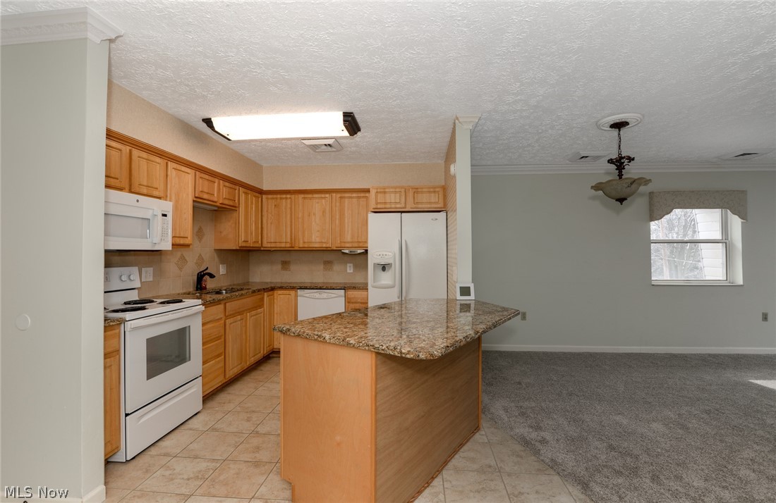 Parkway West Condo - Residential