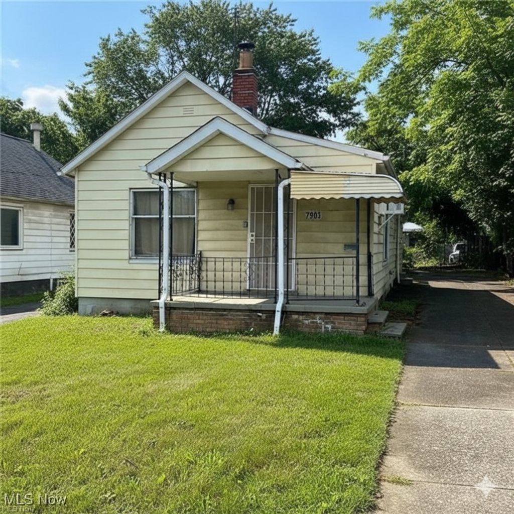 Photo of 7903 Jeffries Avenue, Cleveland, OH 44105 (MLS # 5175017)
