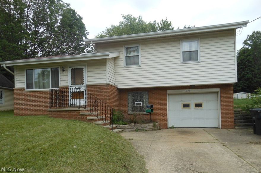 Priced to sell this Split level home has 3 bedrooms, 1.5 baths an attached 1 car garage and sits on a large .39 acre lot.  To be Sold "AS IS" - No Disclosures - Seller will NOT pay for any inspections - Condition of any appliances are not warranted - Pre-Approval required with all financed offers - Verification of Funds required with all cash offers. Buyer is responsible for due diligence inquiry of all property information provided. CASH only!