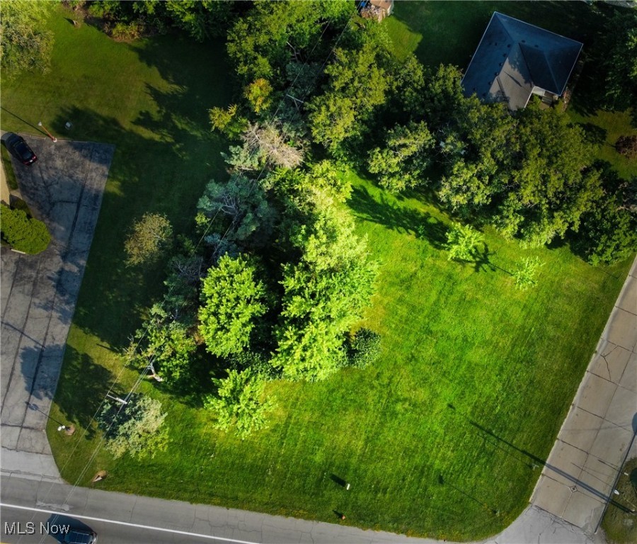 Great lot in a great location just west of Downtown Vermilion and is close to restaurants, shopping and best of all, Lake Erie! Lot is located on the south side of Lake Rd. (route 6) across from large beautiful lake homes that overlook Lake Erie. Sherod Park is within walking distance and also overlooks Lake Erie. Bring your own builder and start enjoying all the area has to offer. Close to the Metro Parks, golf, and much more! NO HOA!! Call today!