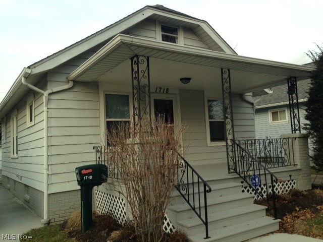 Come check out this GEM!!!
GREAT starter home. 2 Bedroom. Jack and Jill bathroom plus a 1/2 bath in the basement
nice attic with solid floor for storage or office area
This house has all major items BRAND NEW.
* New Roof
* New Furnace
* New Hot Water Tank
* Newer Windows
* New Kitchen
* Ceramic Backsplash
* Corian Countertops
* Passthru / breakfast area
* Stainless Steel Appliances
* Refrigerator
* Microwave
* Stove
* AND Dishwasher
* Refinished hardwood floors throughout
* New wiring throughout
* New vinyl siding on garage
* New garage door
* Monitored ADT security system, with keypad and ADT pulse feature. Control the alarm from your smart phone. Paid in full for the next 2 years
* Fenced yard
* Central air
Whether you are looking to start out, down size, or invest, this house is ready to go. Just bring your furniture.