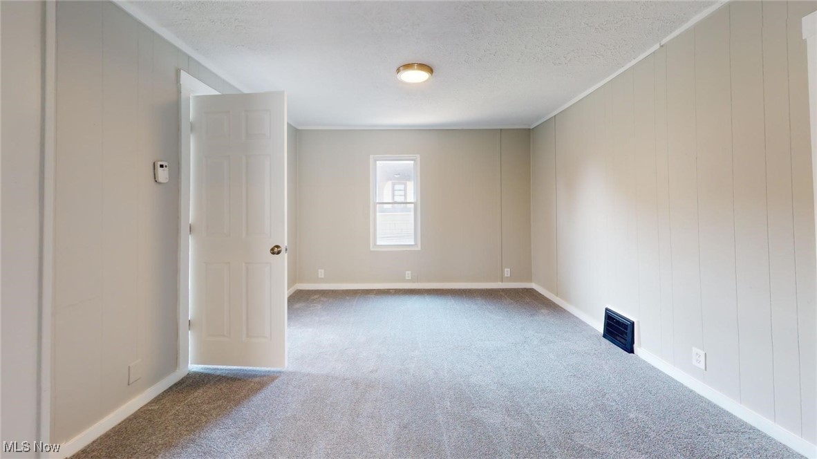 Diodate Clarks - Residential Income