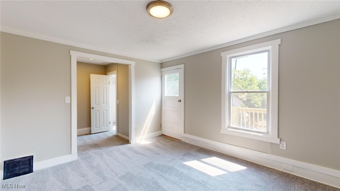 Diodate Clarks - Residential Income