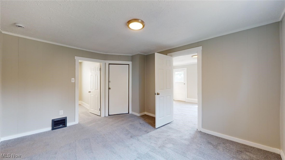 Diodate Clarks - Residential Income